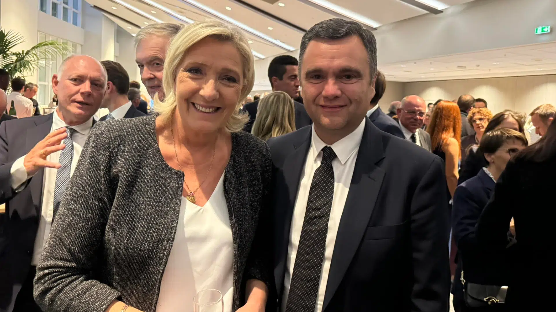 Lire la suite à propos de l’article Le Singulier : Frontignan : Cédric Delapierre interpelle la Région sur la gare multimodale